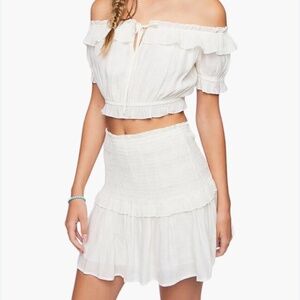 Forever 21- Off white 2 piece top & skirt set. Size- Extra Small. New with tags